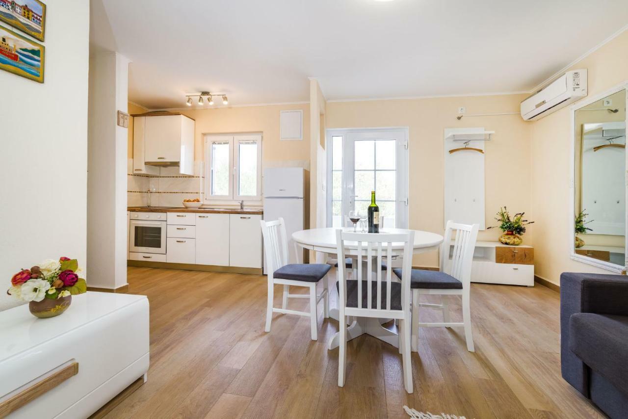 Long Island Olive Apartment Сали Екстер'єр фото
